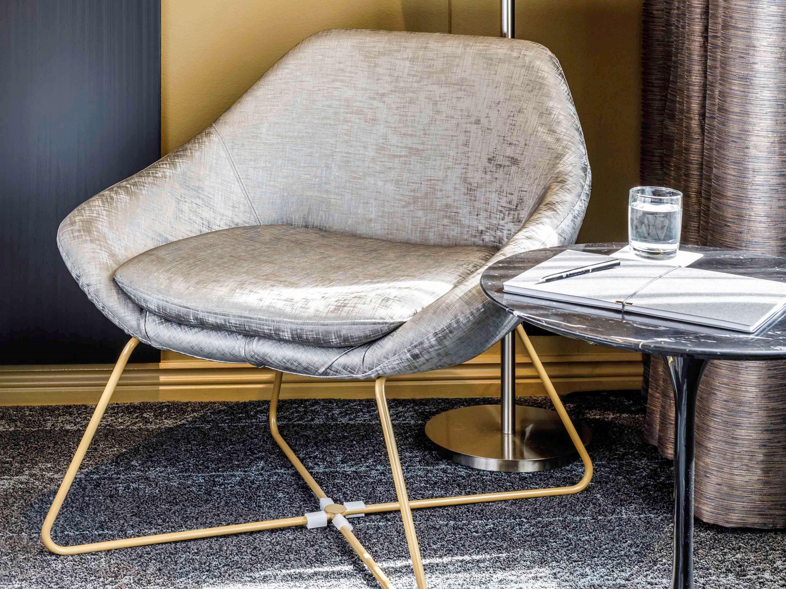 Pullman Sydney Hyde Park Hotel Exterior foto Armchair