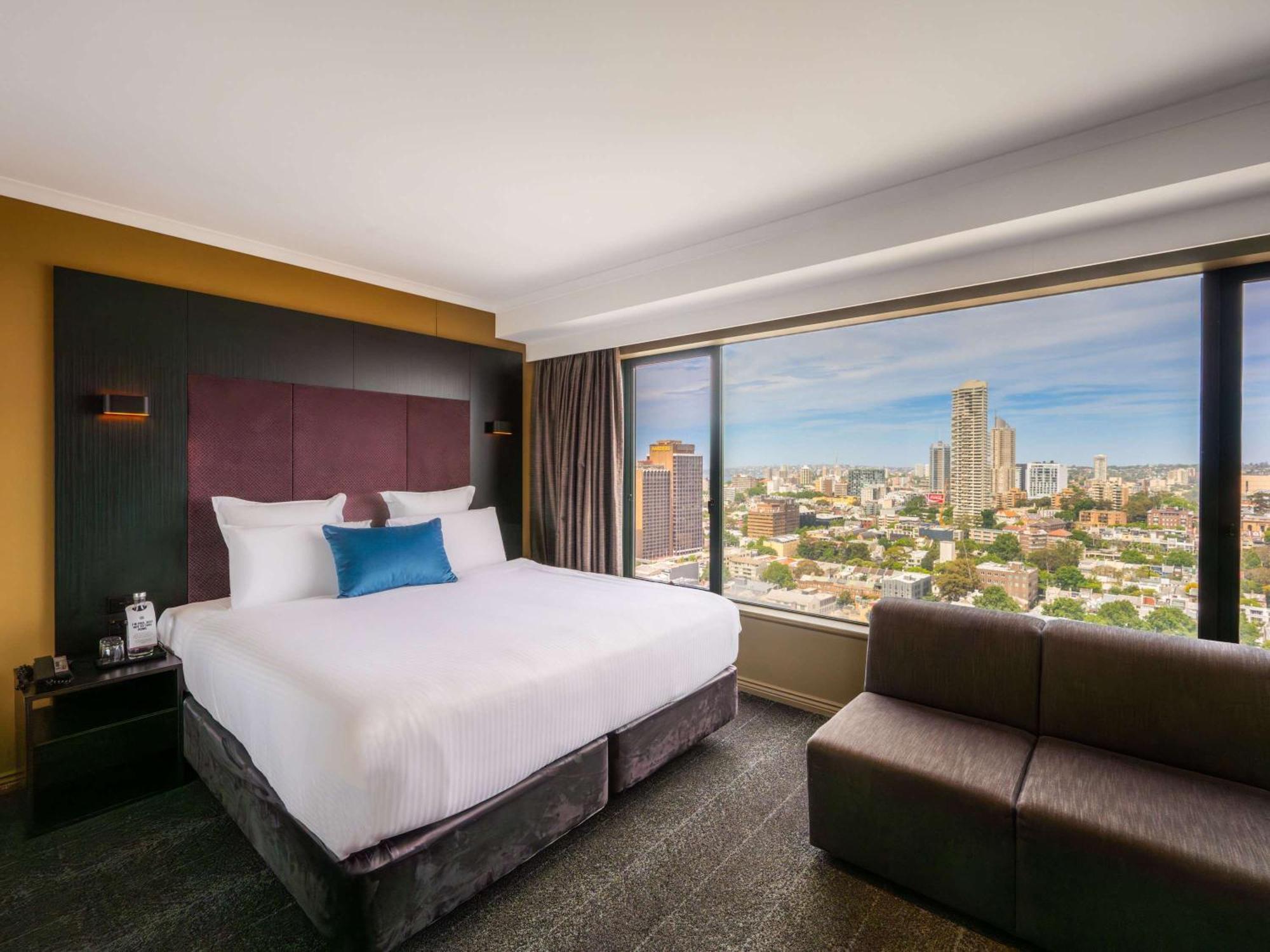 Pullman Sydney Hyde Park Hotel Exterior foto A room at the hotel